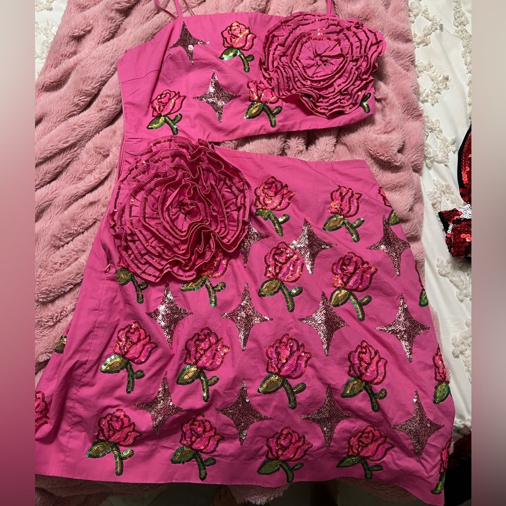 QOS DRESS WORN ONCE size large altered to fit like a size 6